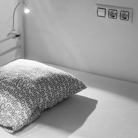 ダウンタウン リバー ホステル サン・セバスティアン