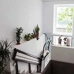 Хостел Downtown River Сан-Себастьян
