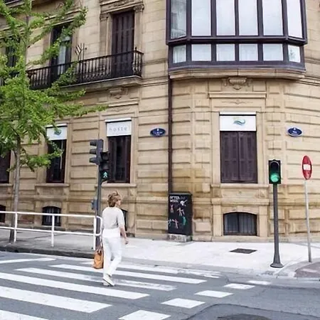 Downtown River Hostel