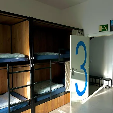 Hostel Downtown River