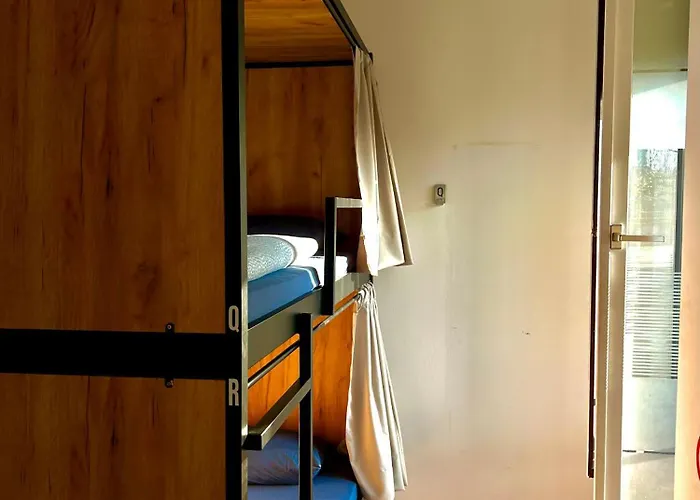 Hostal Downtown River