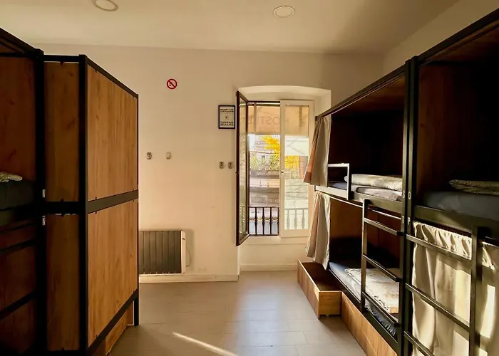 Downtown River Hostel