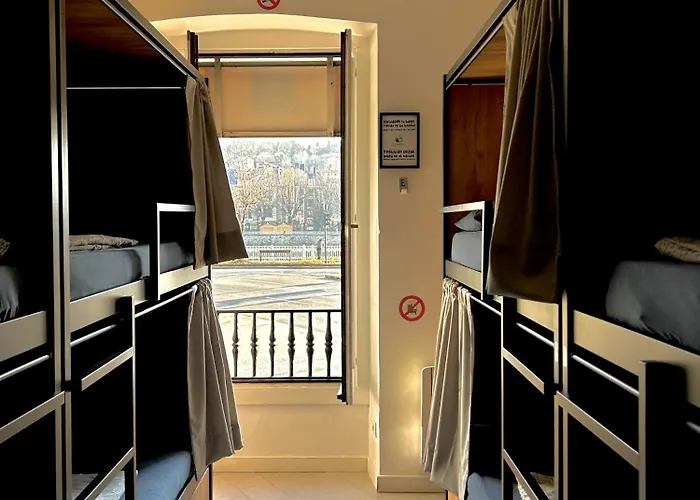 Downtown River Ostello *